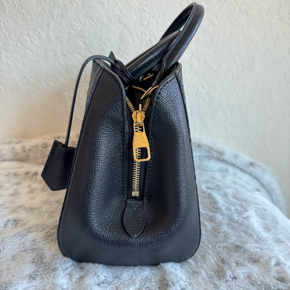 LV LOUIS VUITTON MONOGRAM BLACK EMPREINTE MONTAIGNE BB CROSSBODY. P0068 - Picture 4 of 17